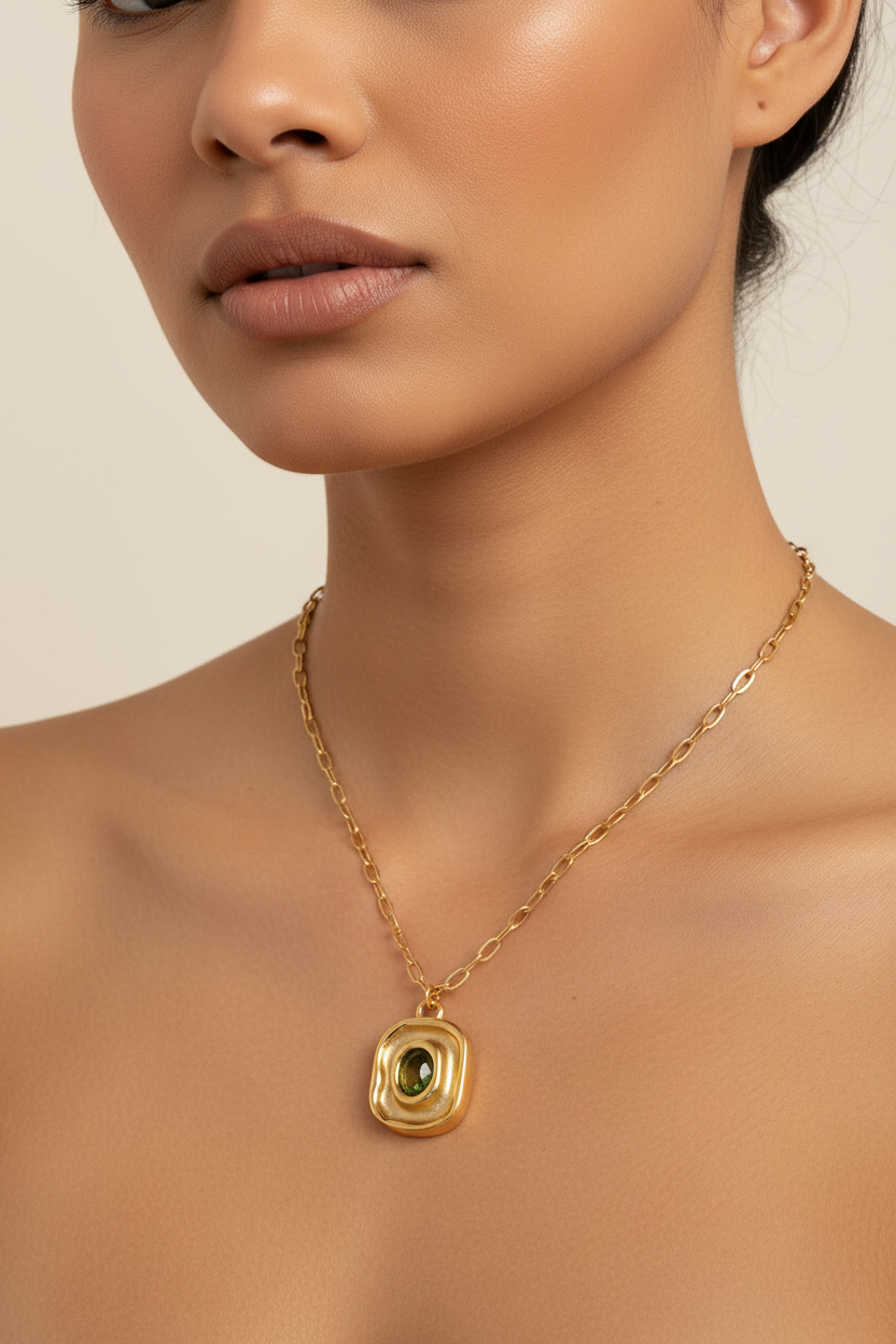 Vintage 18K Gold Plated Green Zircon Paperclip Chain Necklace