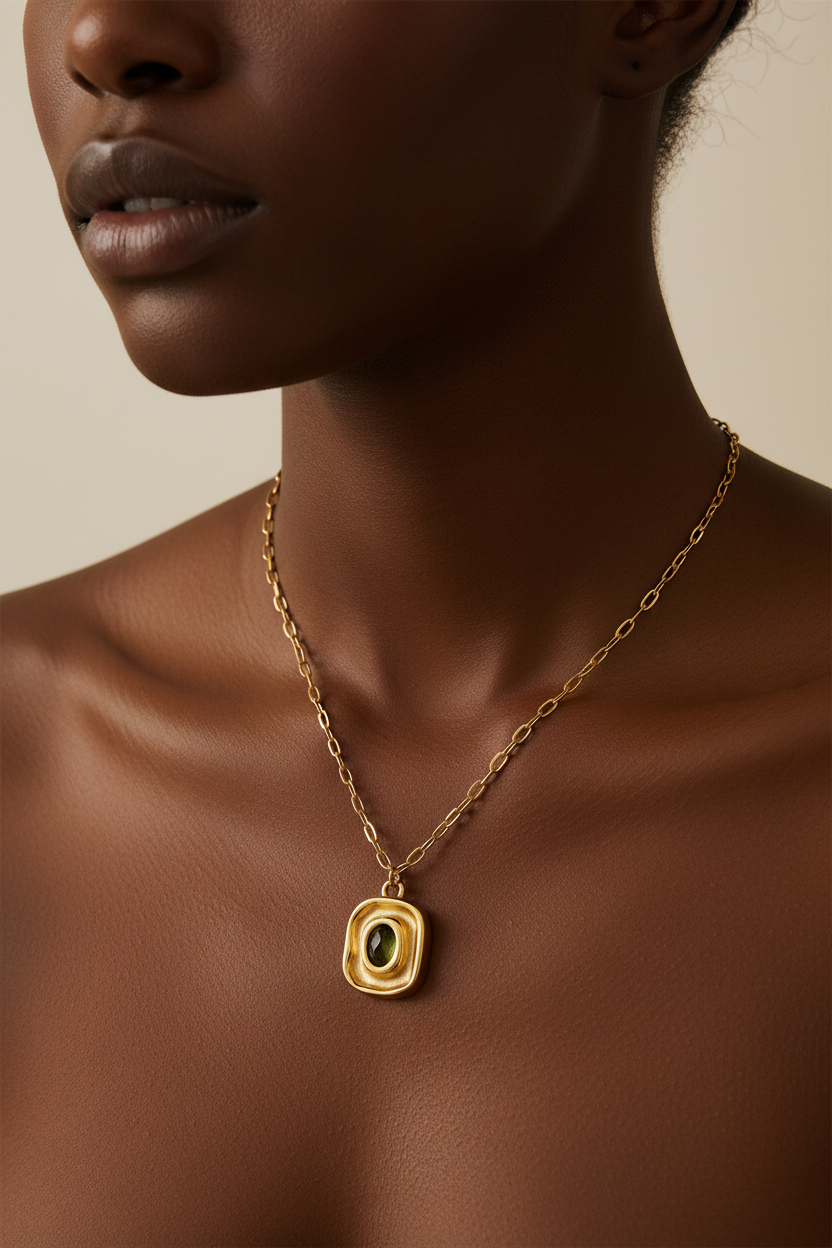 Vintage 18K Gold Plated Green Zircon Paperclip Chain Necklace